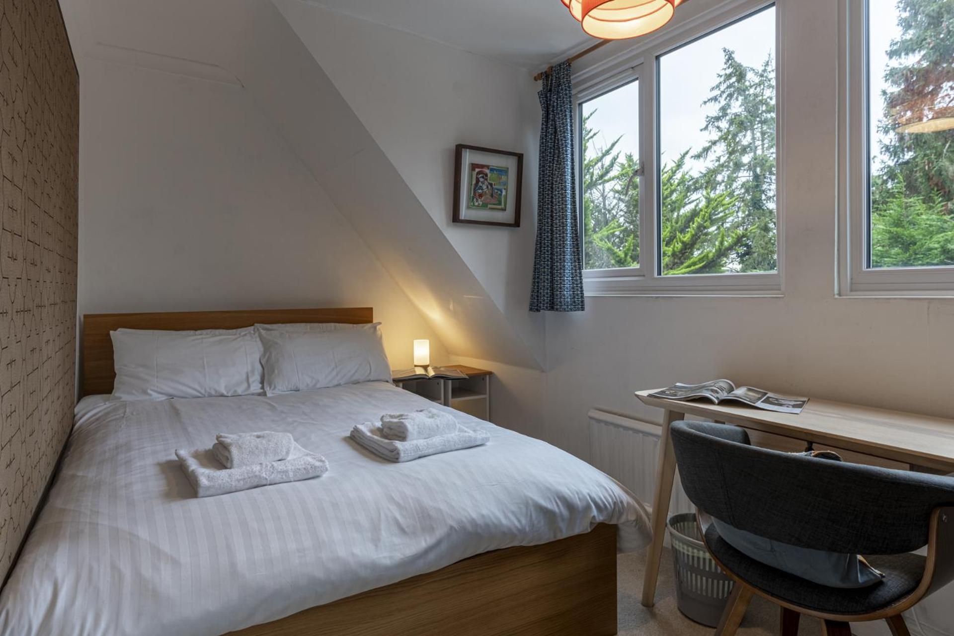 Sandford Meadow Guest House Kennington  Экстерьер фото