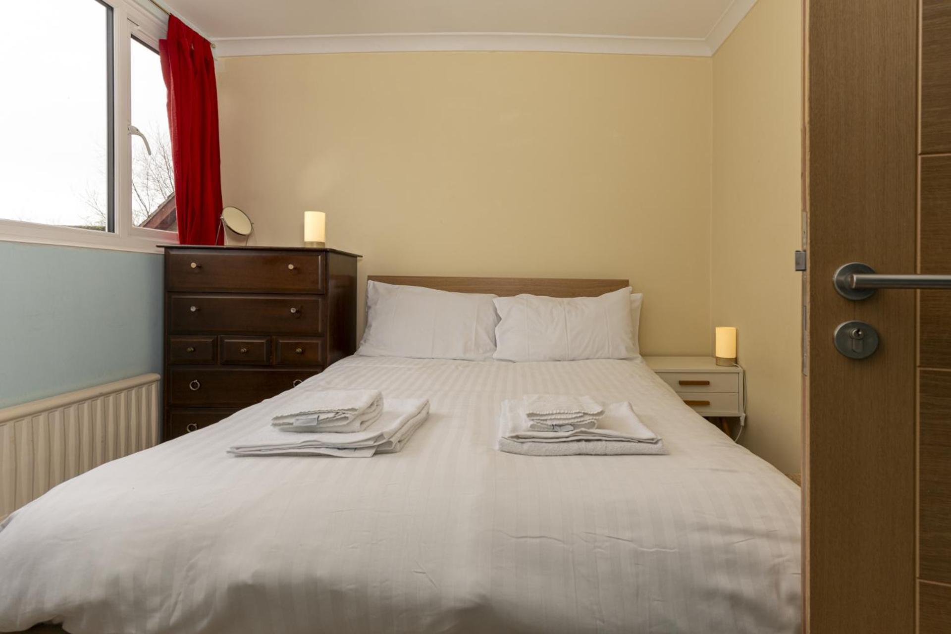 Sandford Meadow Guest House Kennington  Экстерьер фото
